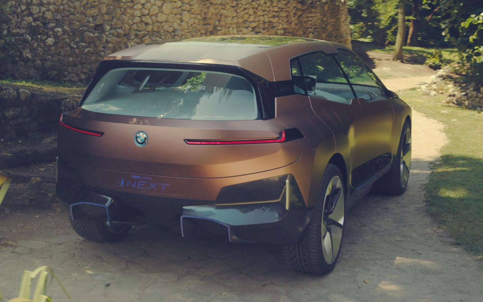  BMW Vision iNext 