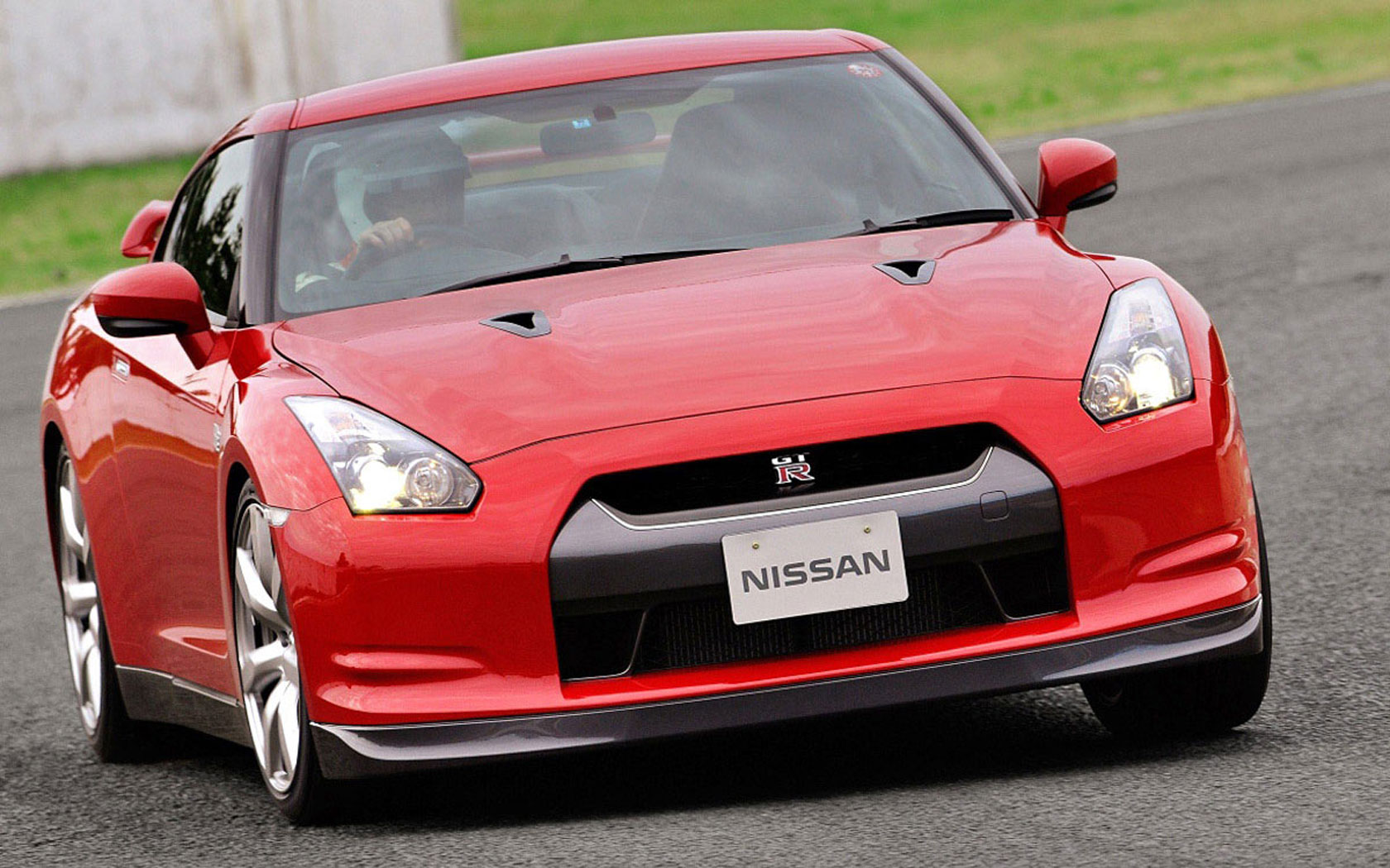  Nissan GT-R (2007-2010)