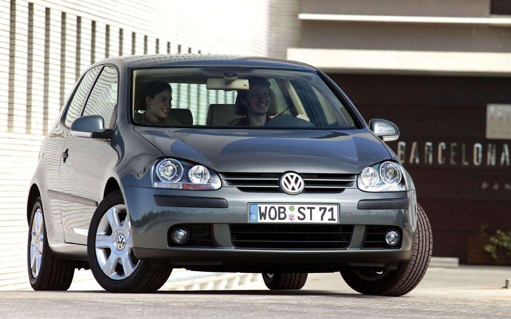  Volkswagen Golf 3-Door (2004-2008)