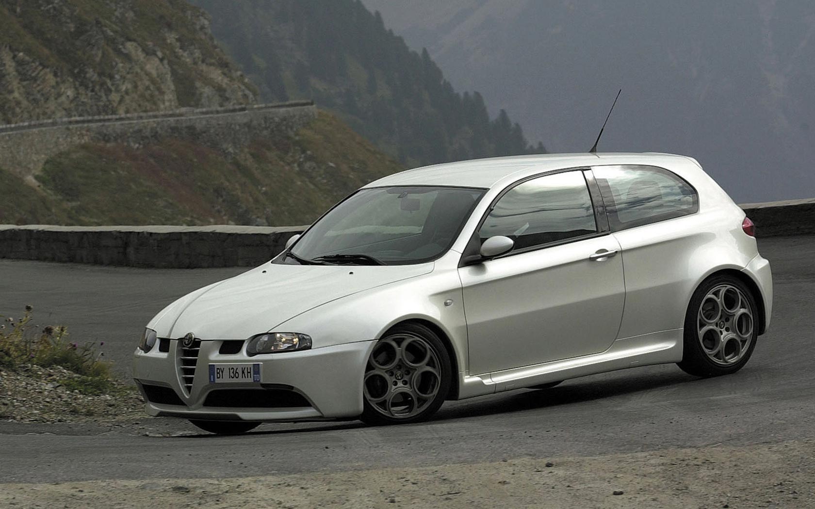  Alfa Romeo 147 GTA 