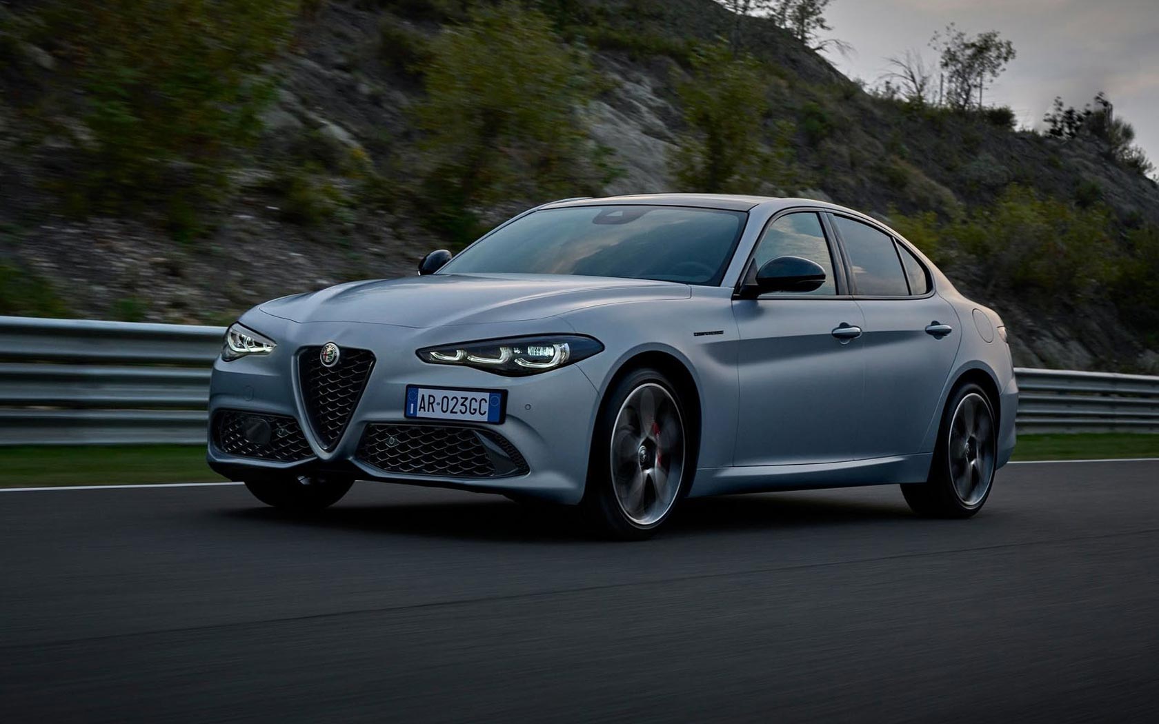  Alfa Romeo Giulia 