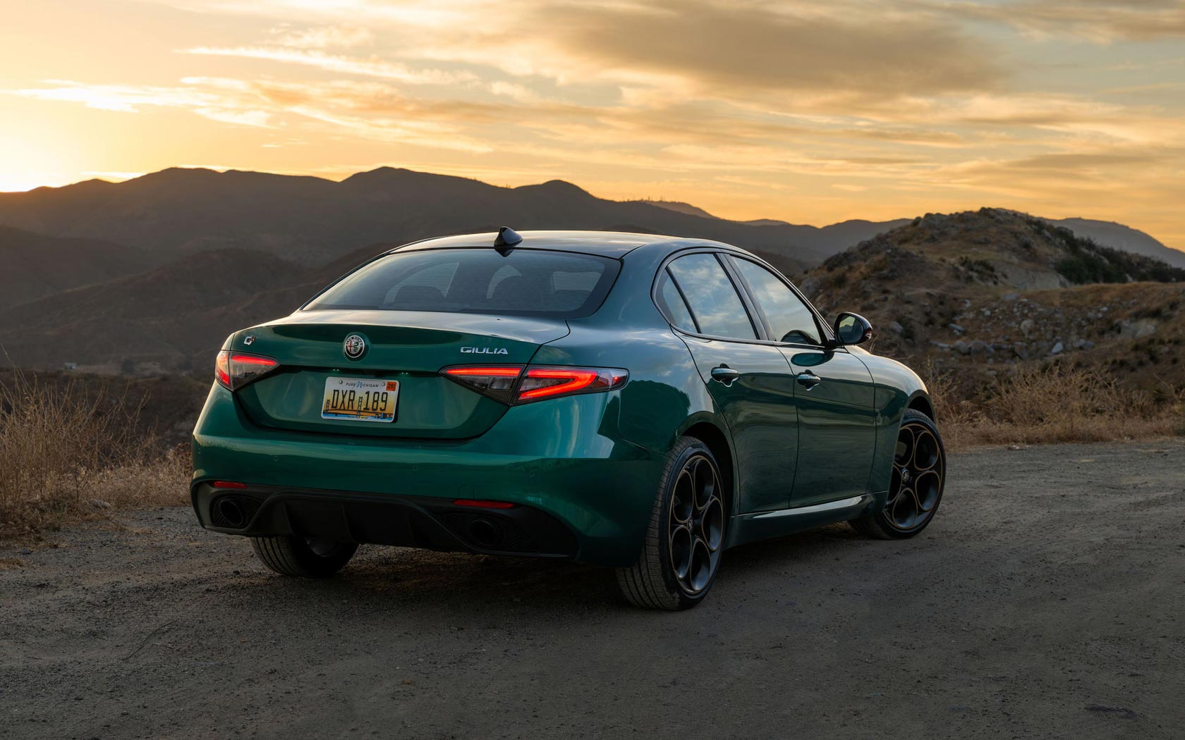 ���� Alfa Romeo Giulia 