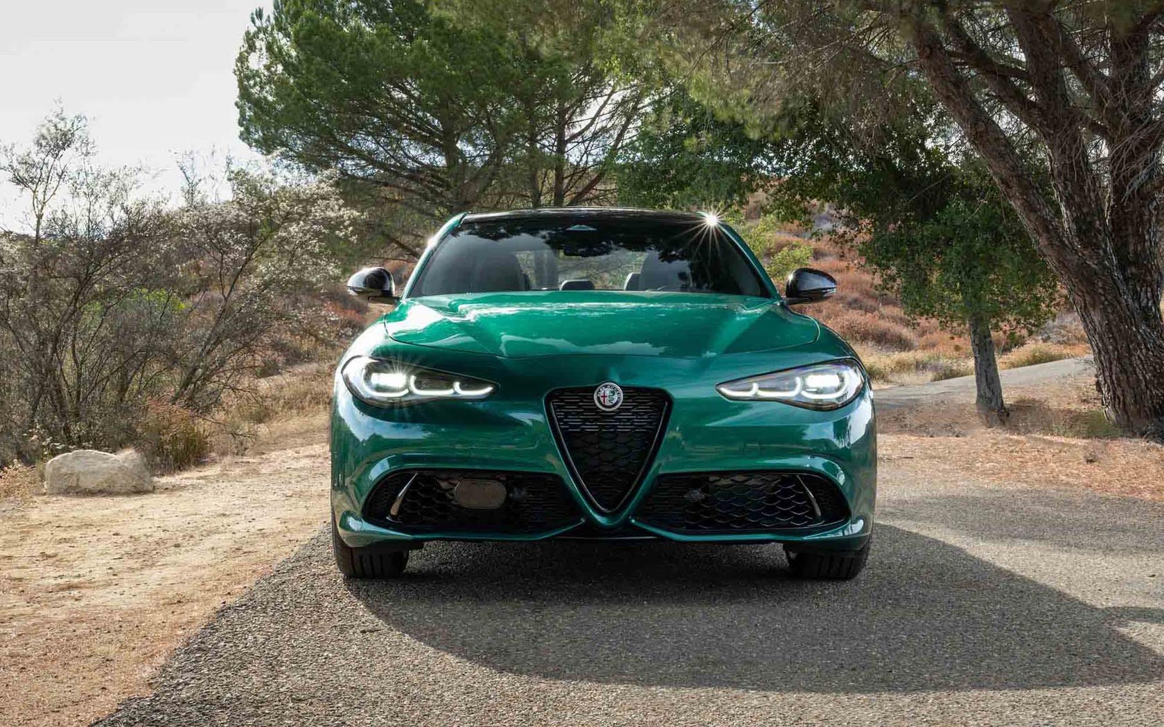 ���� Alfa Romeo Giulia 