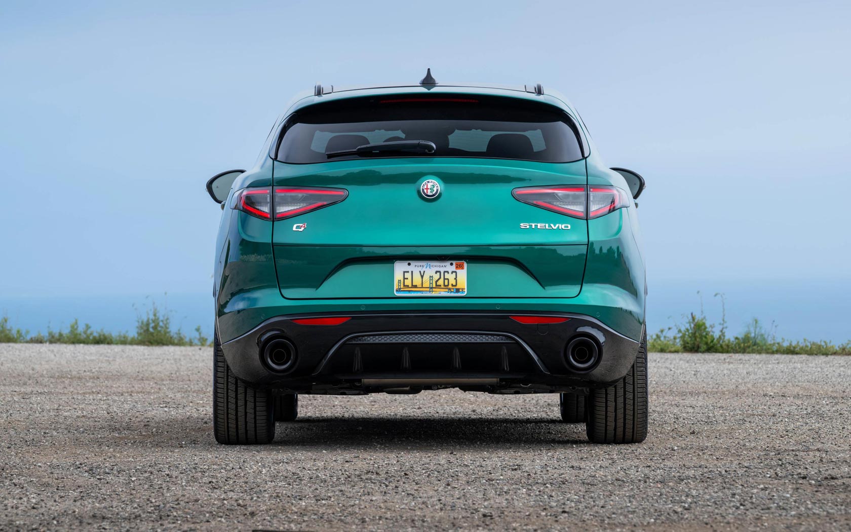 ���� Alfa Romeo Stelvio 