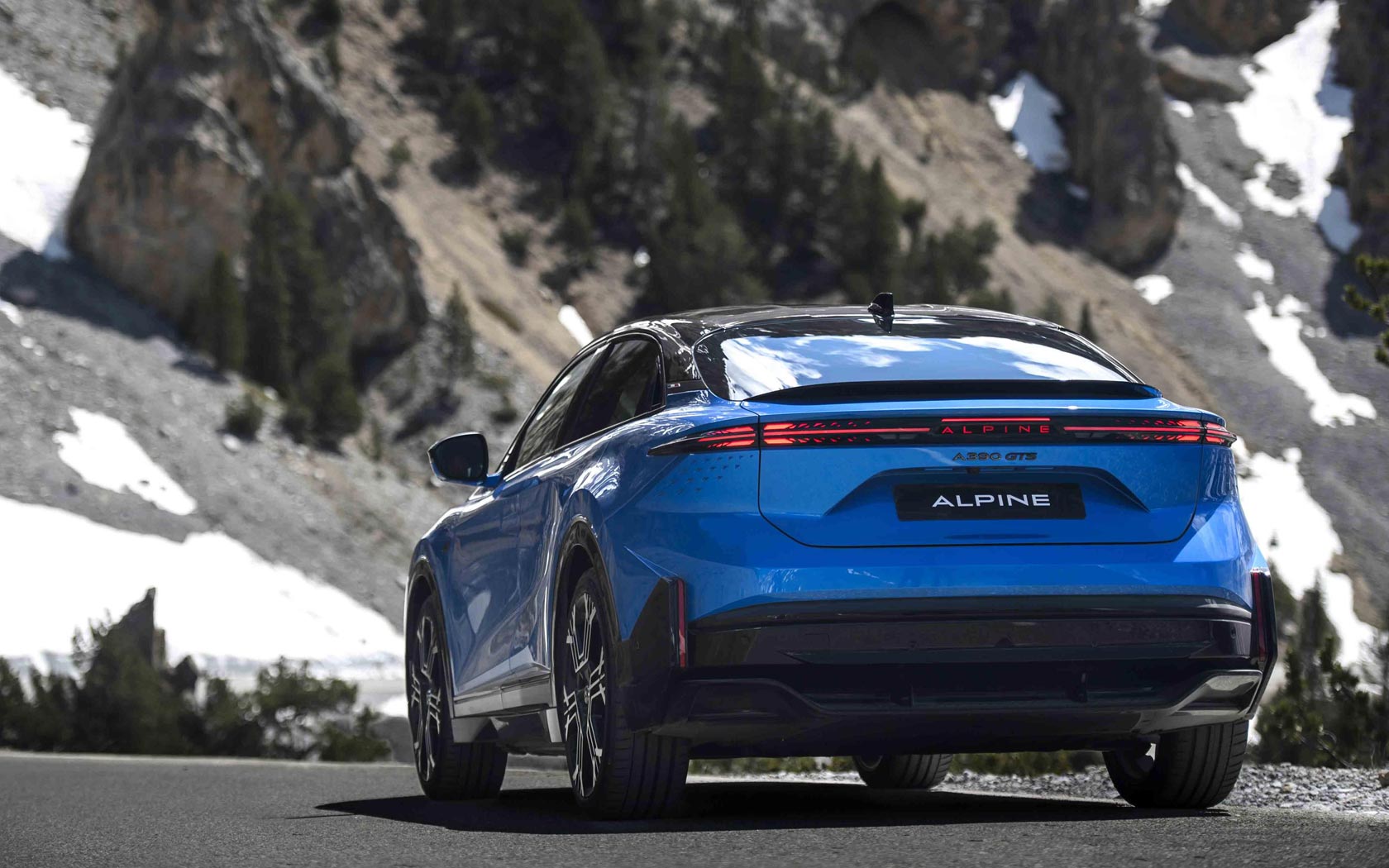  Alpine A390 