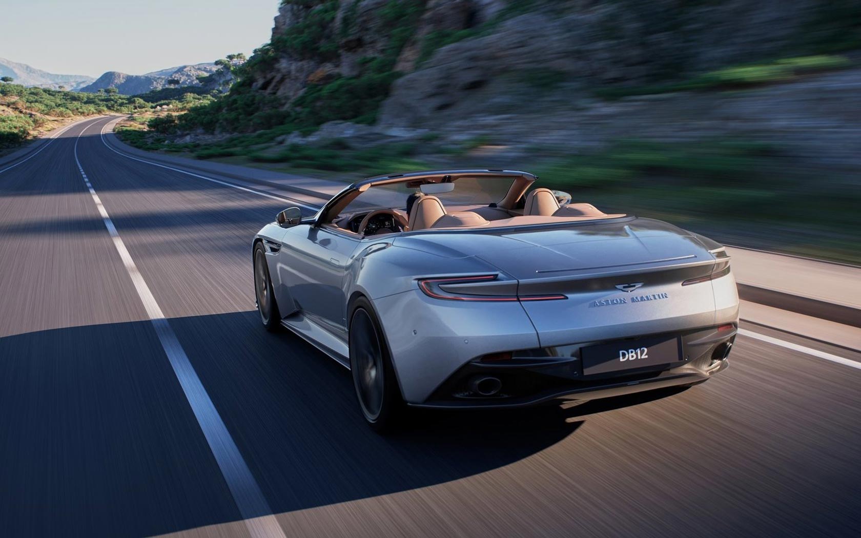  Aston Martin DB12 Volante 