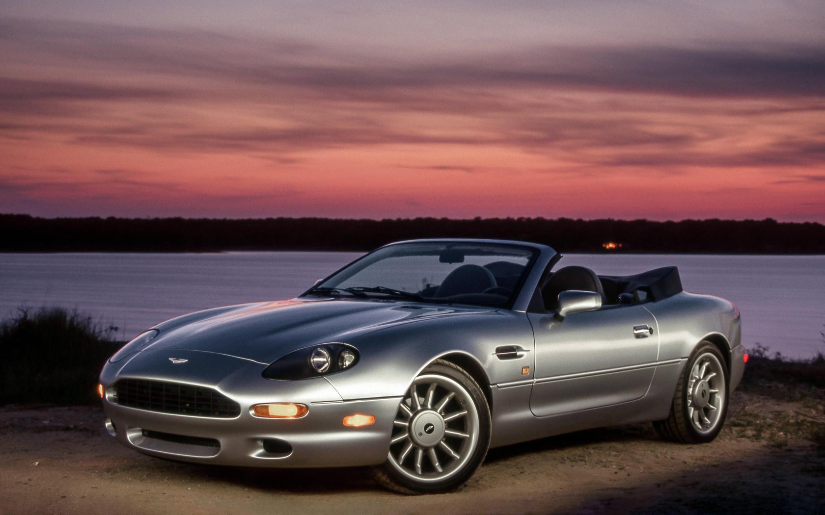  Aston Martin DB7 Volante (1996-1999)