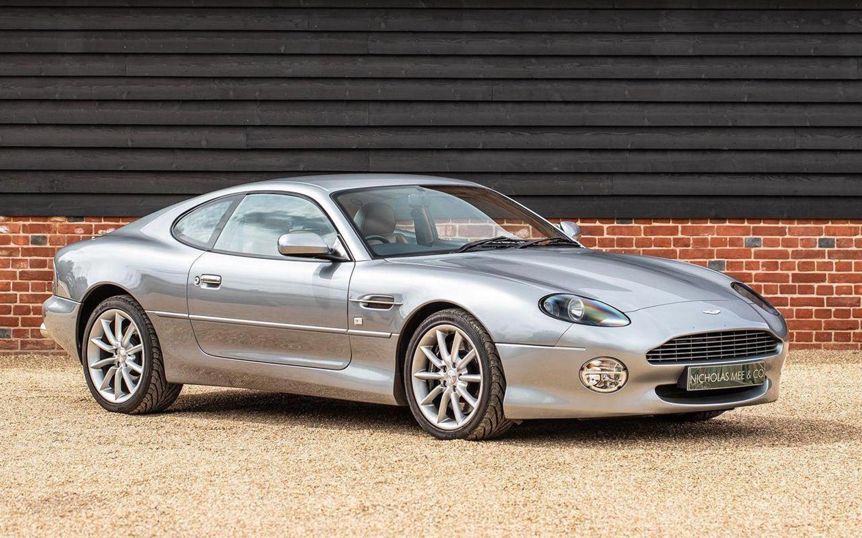  Aston Martin DB7 Vantage 