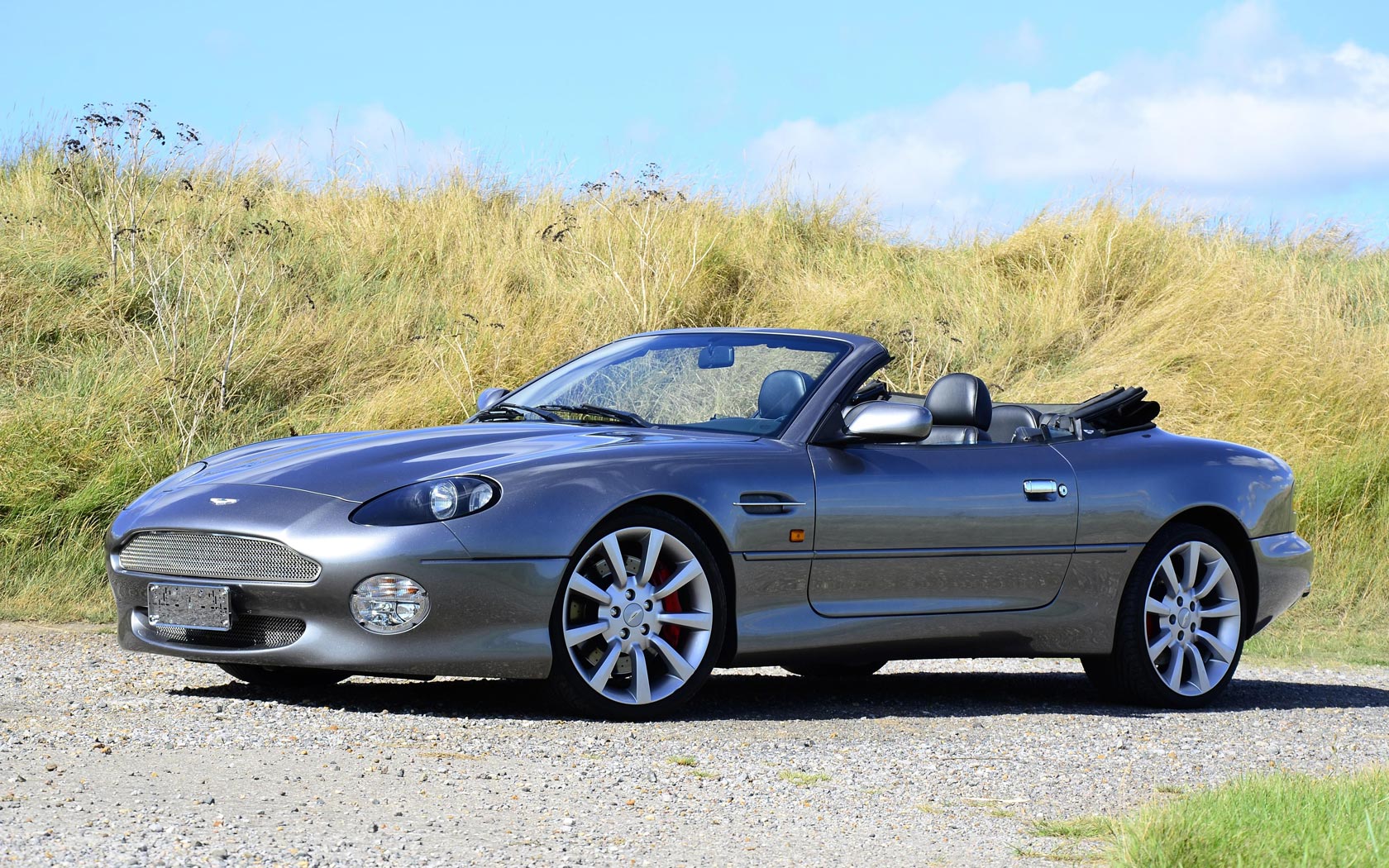  Aston Martin DB7 Volante 