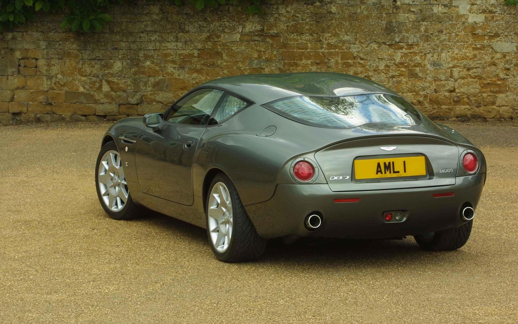  Aston Martin DB7 Zagato 