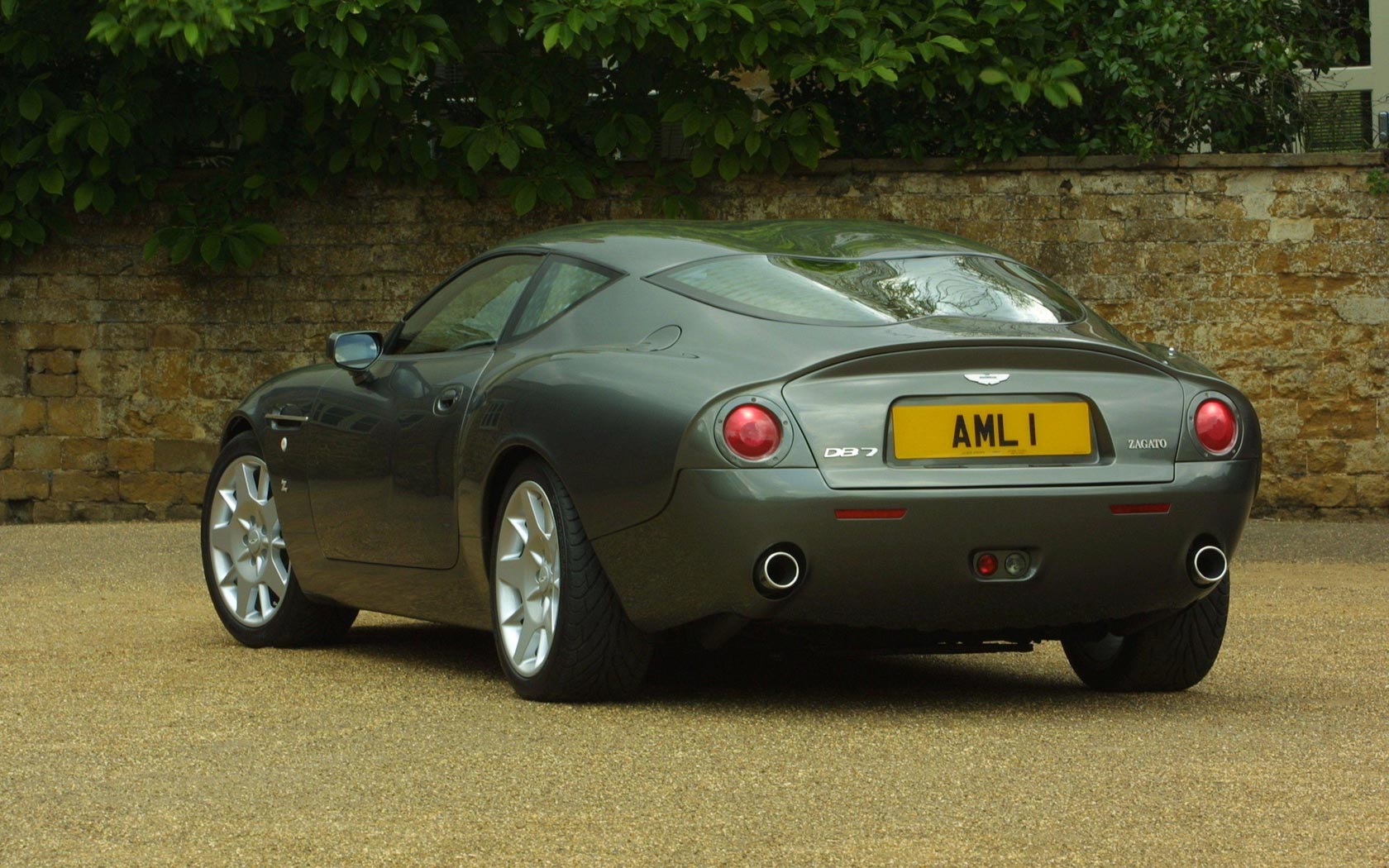  Aston Martin DB7 Zagato 