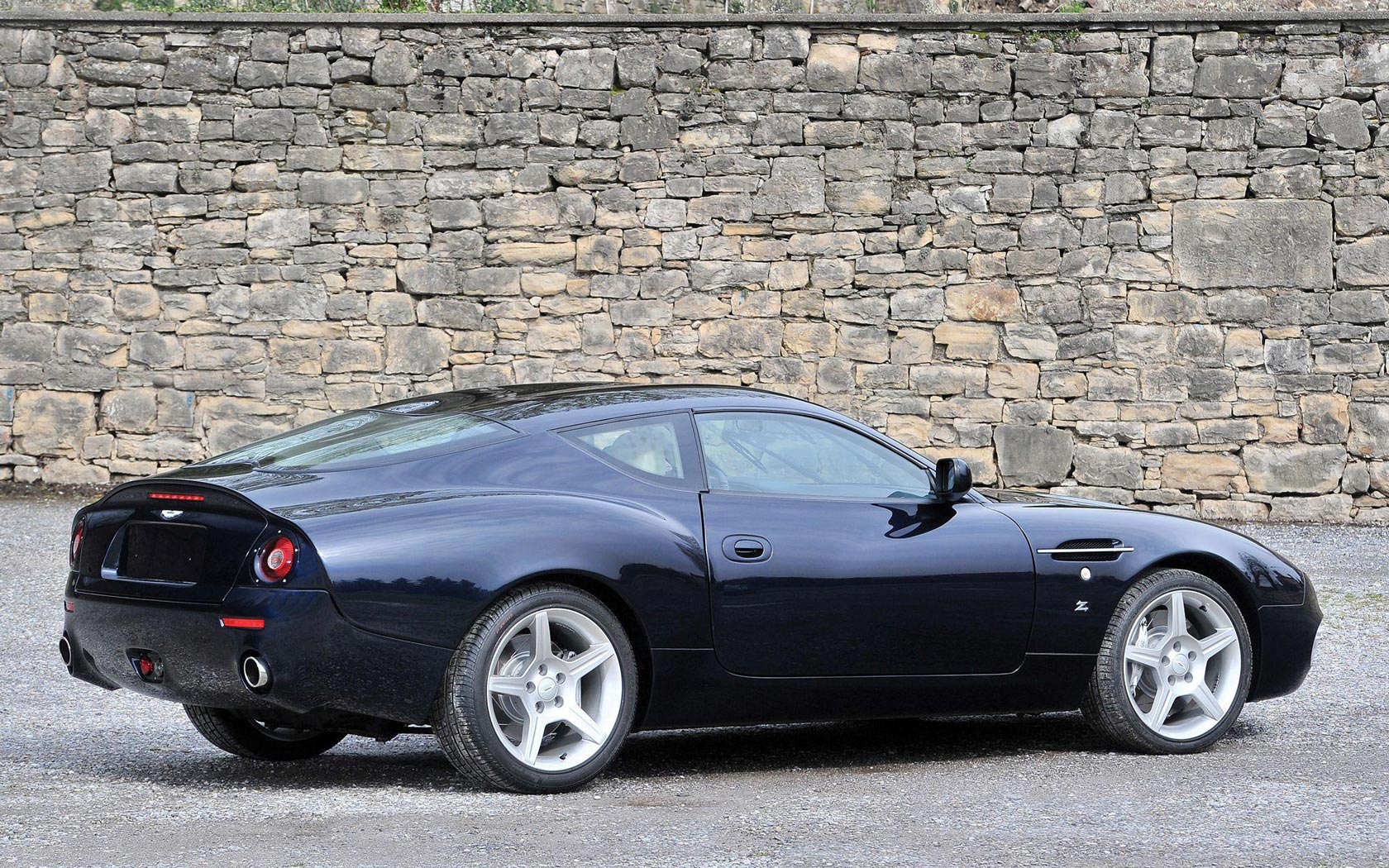  Aston Martin DB7 Zagato 