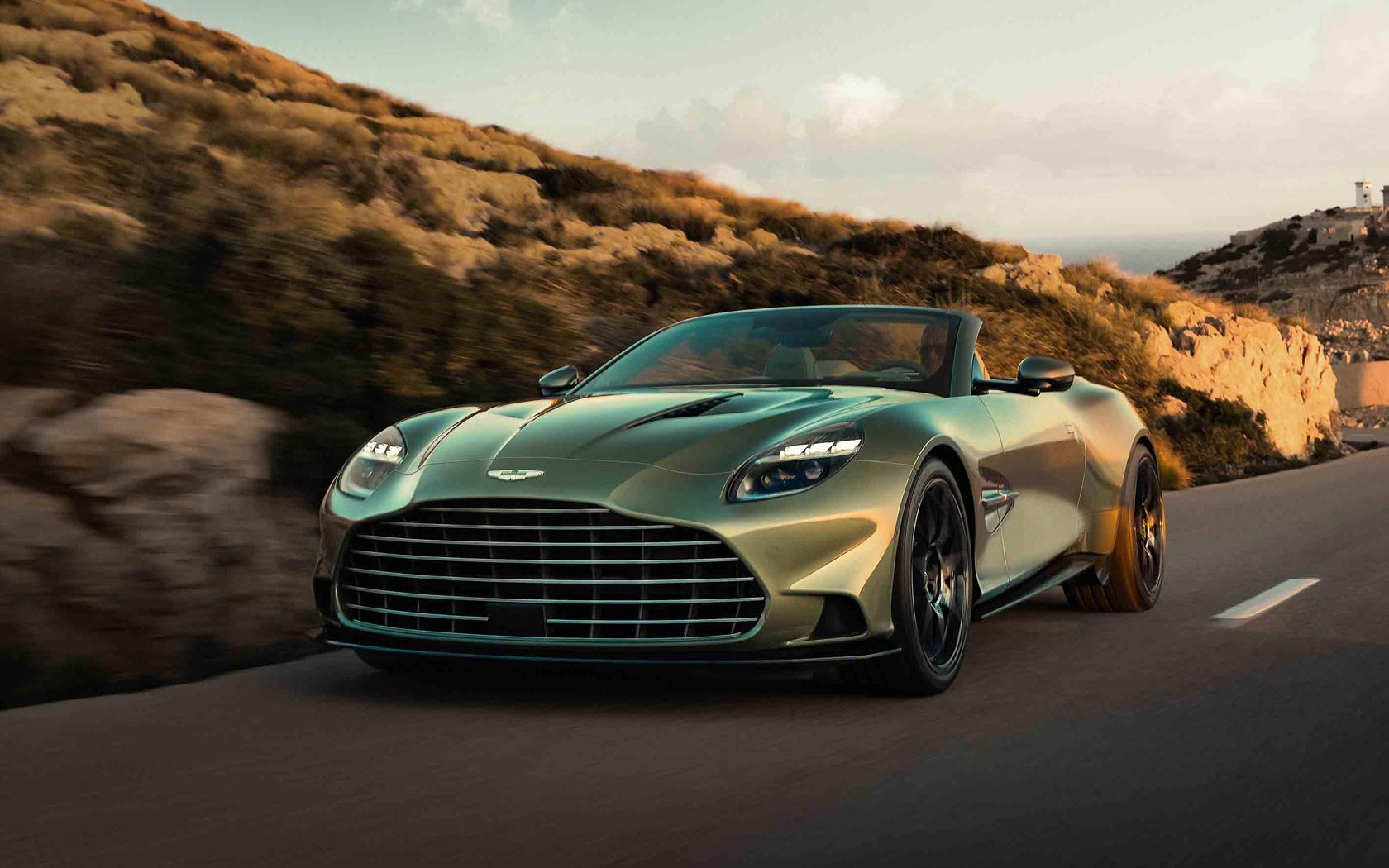  Aston Martin Vanquish Volante 