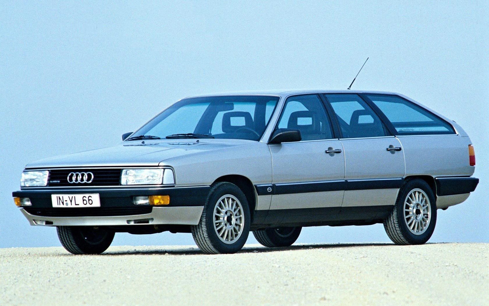  Audi 200 Avant (1982-1988)