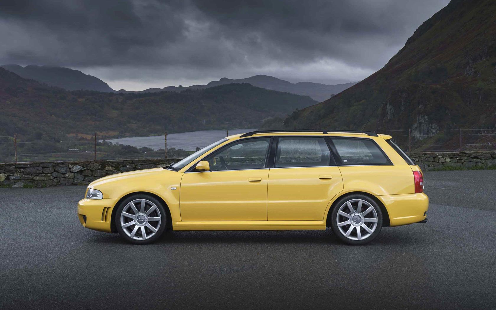  Audi RS4 Avant (2000-2004)