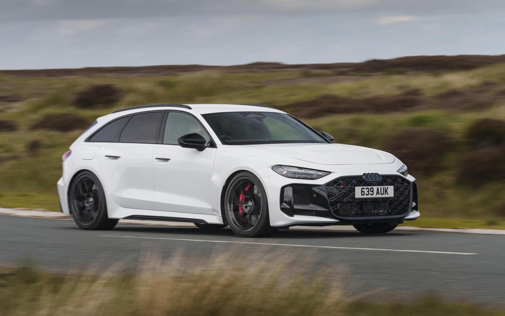 ���� Audi RS5 Avant 