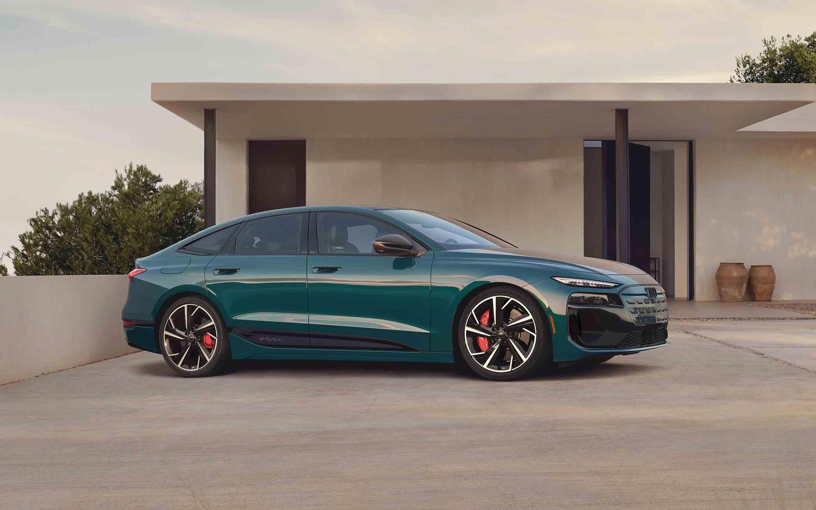  Audi S6 e-tron 