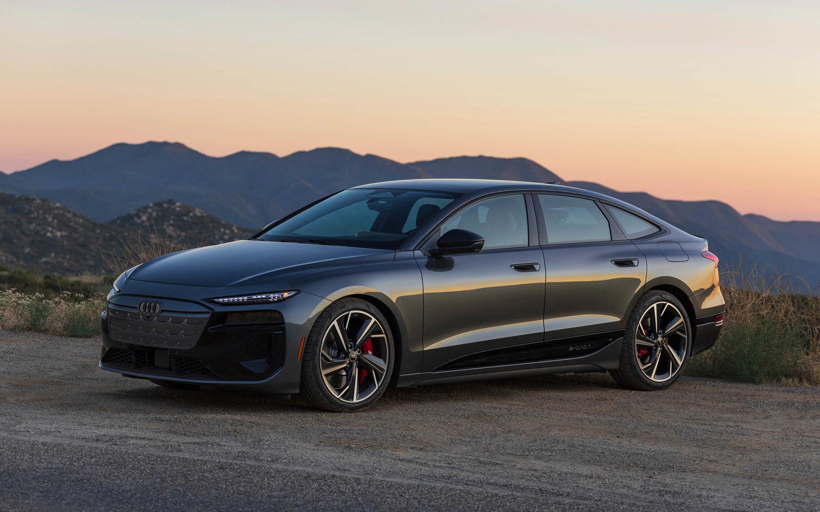 ���� Audi S6 e-tron 