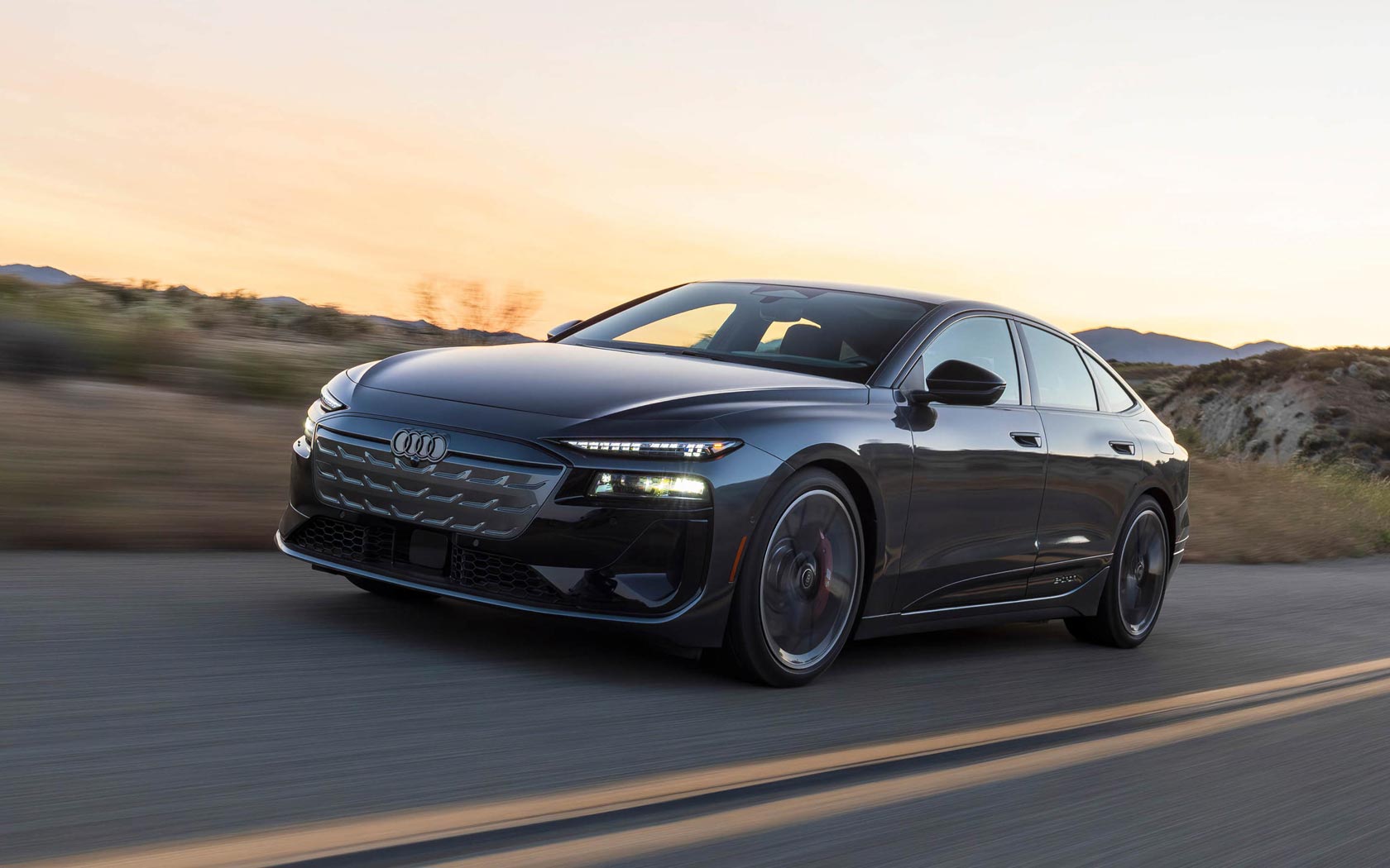 ���� Audi S6 e-tron 