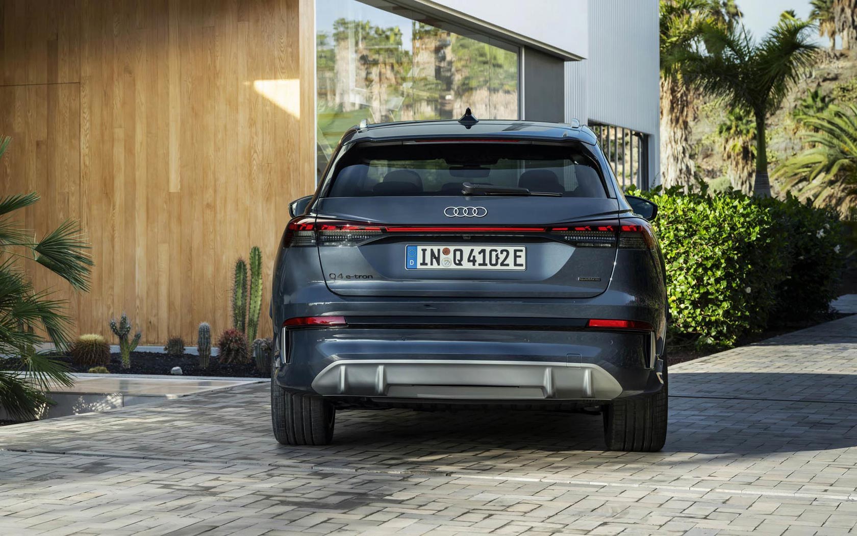 ���� Audi Q4 