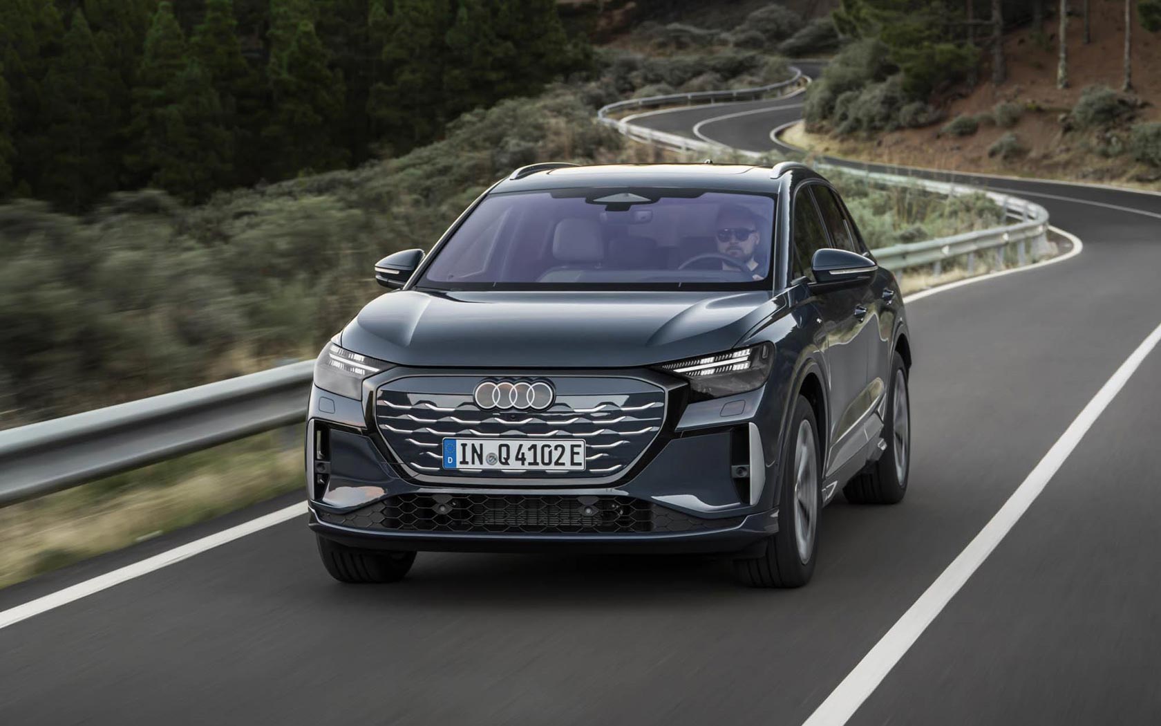 ���� Audi Q4 