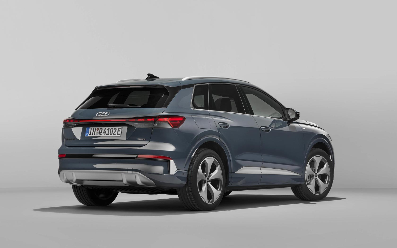 ���� Audi Q4 
