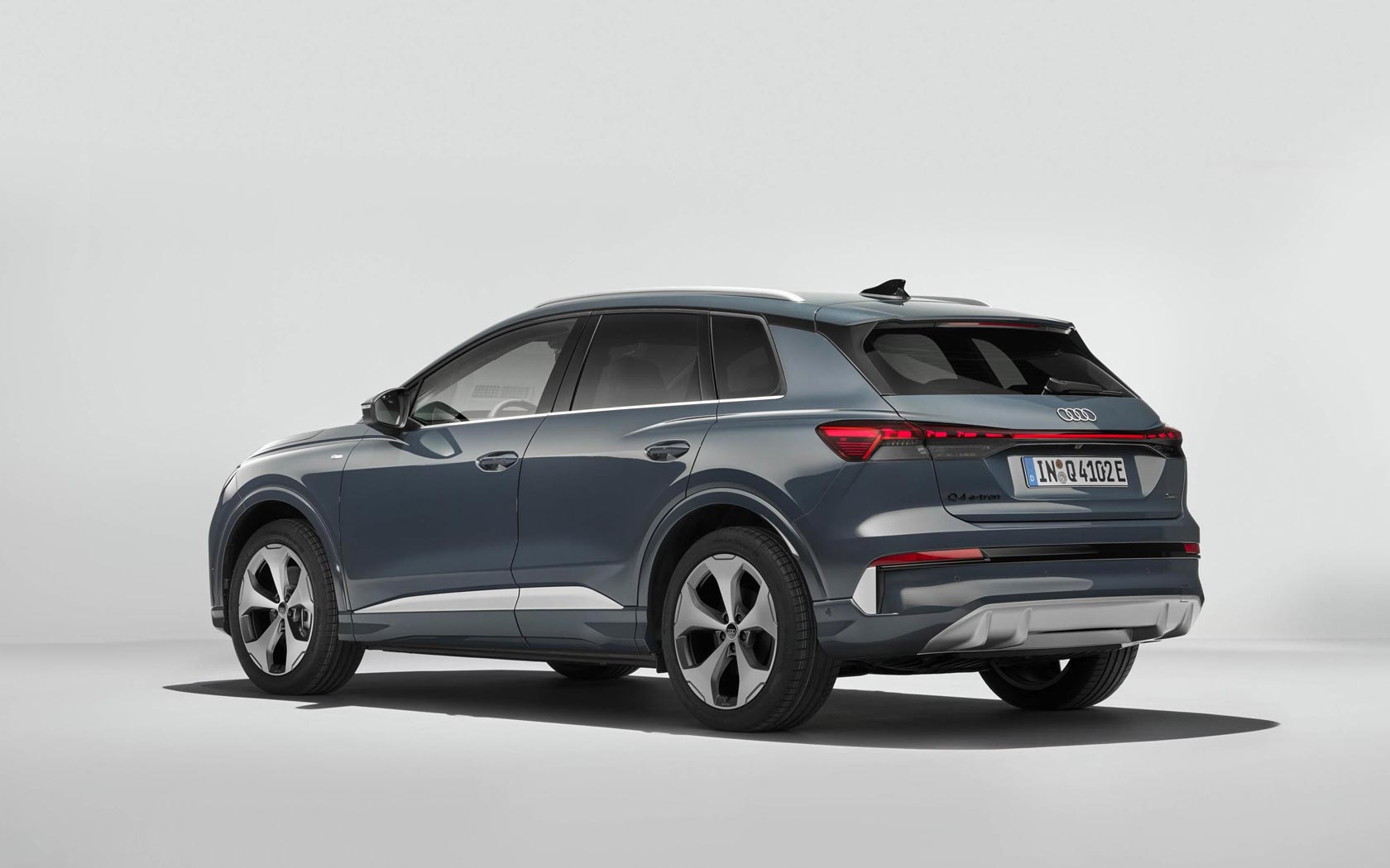 ���� Audi Q4 