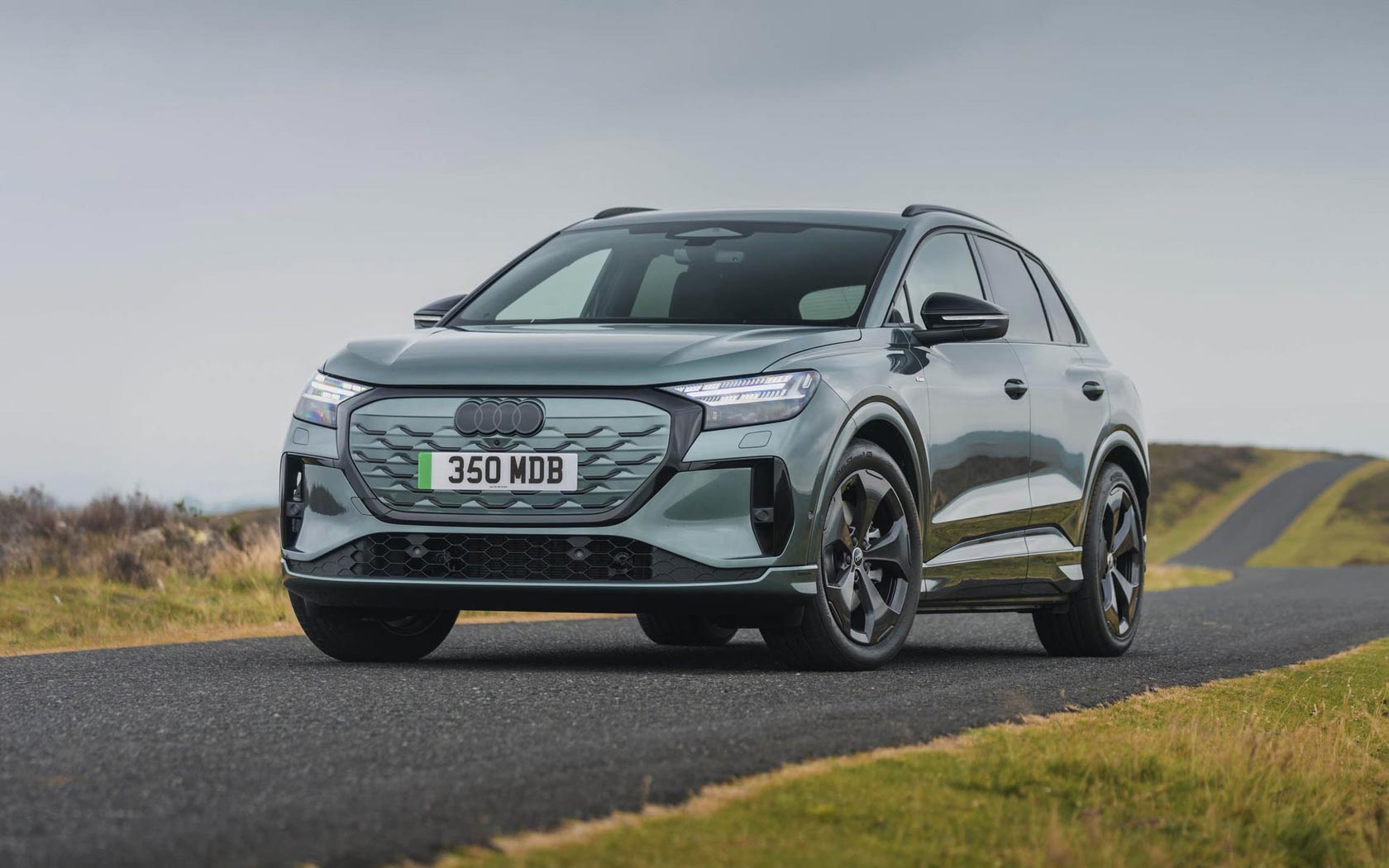 ���� Audi Q4 