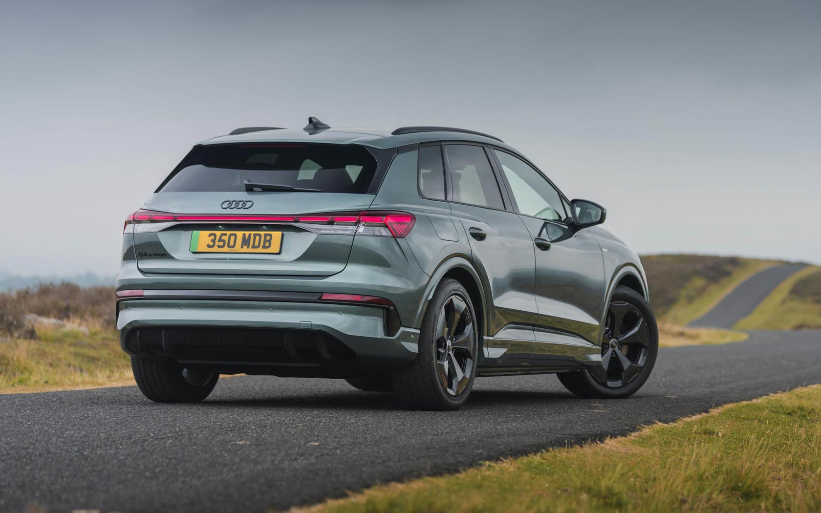 ���� Audi Q4 