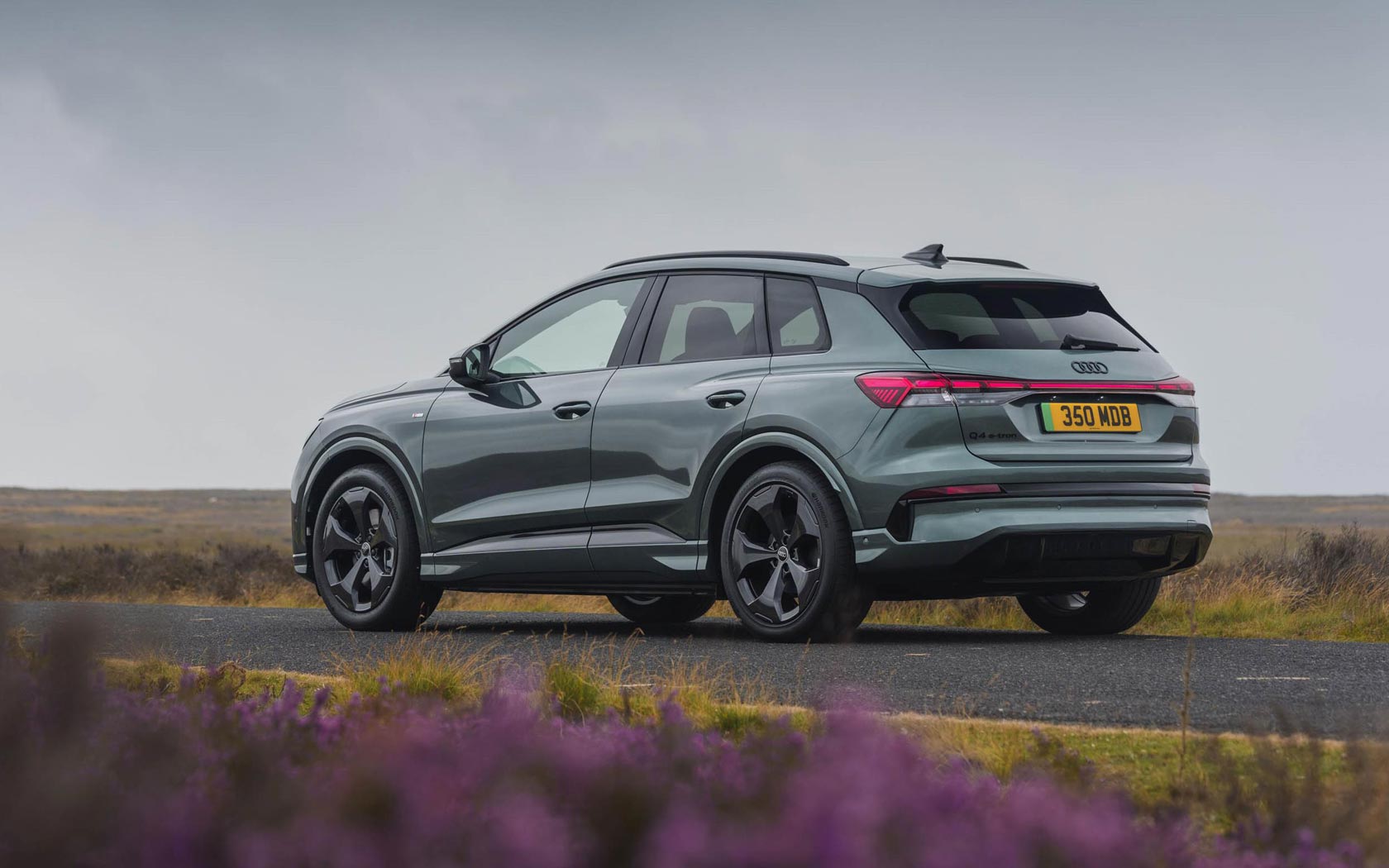 ���� Audi Q4 