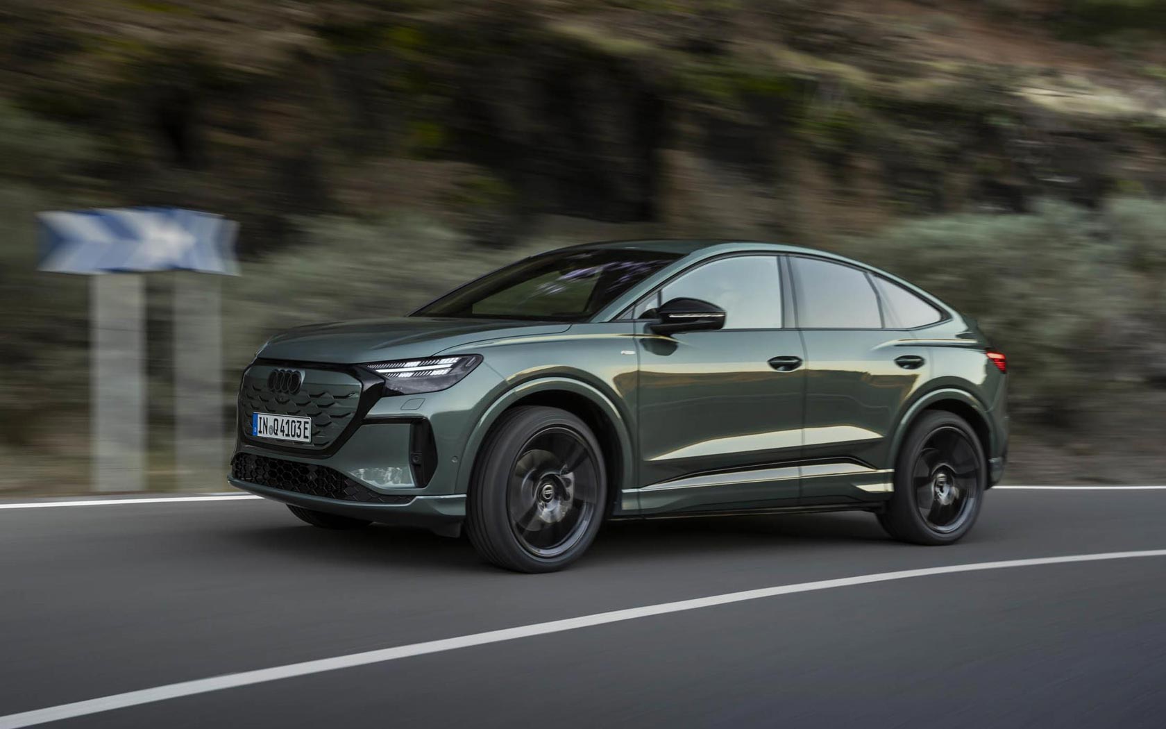 ���� Audi Q4 Sportback 