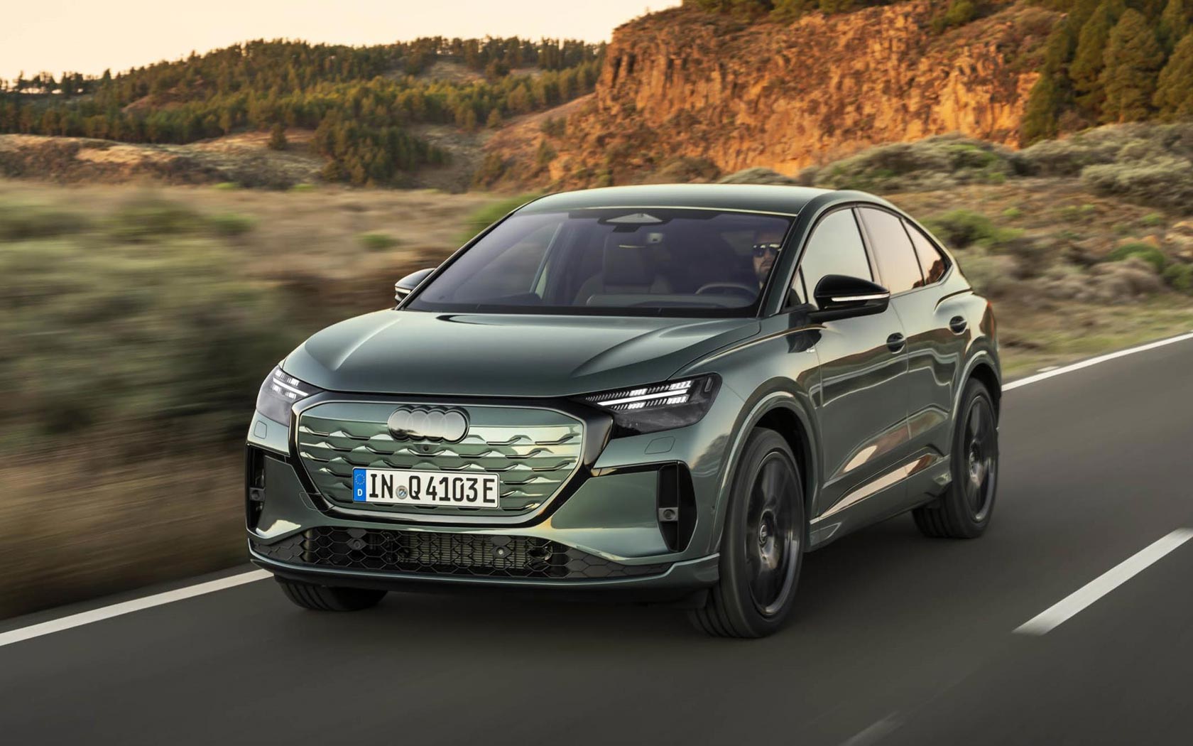 ���� Audi Q4 Sportback 