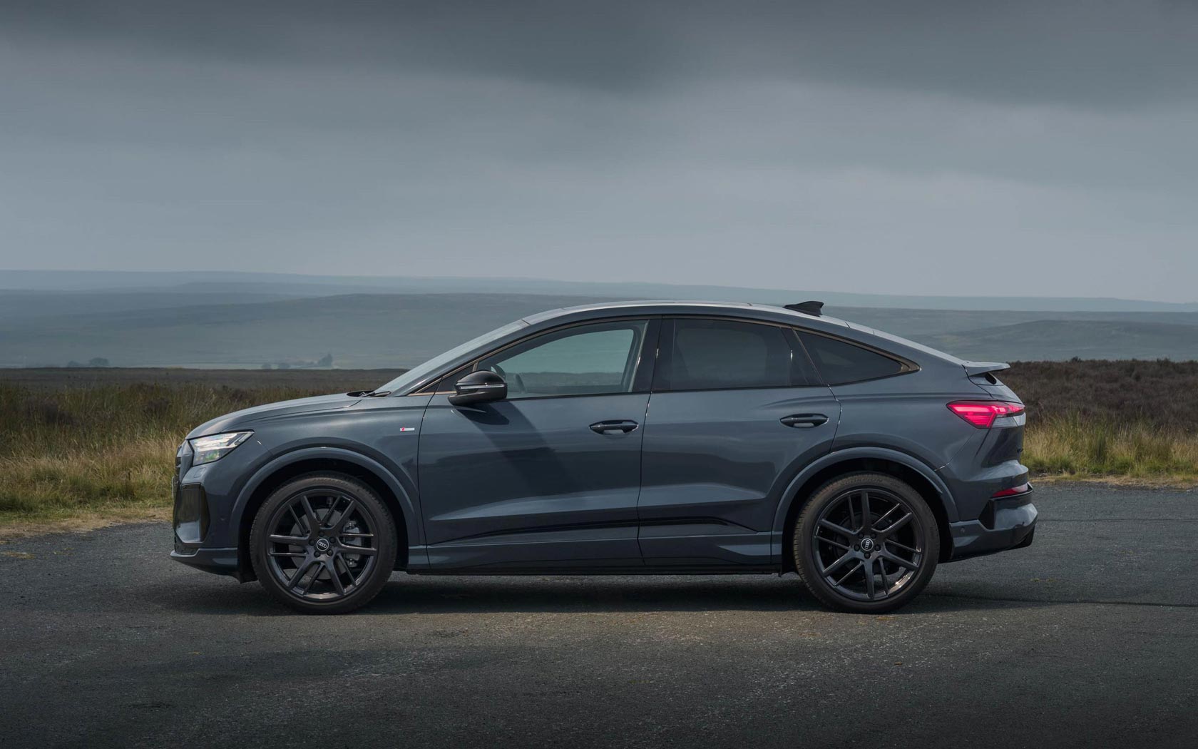 ���� Audi Q4 Sportback 