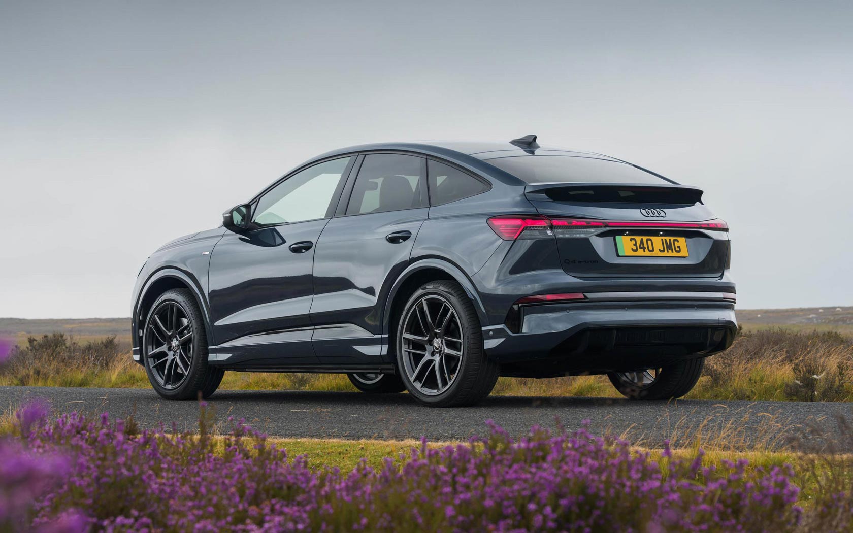 ���� Audi Q4 Sportback 