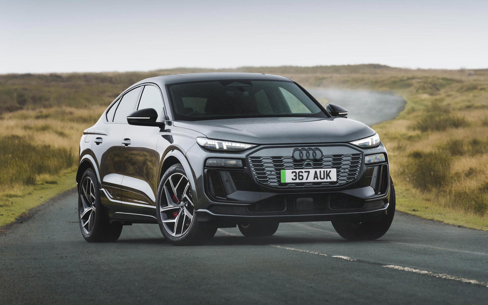  Audi SQ6 Sportback e-tron 