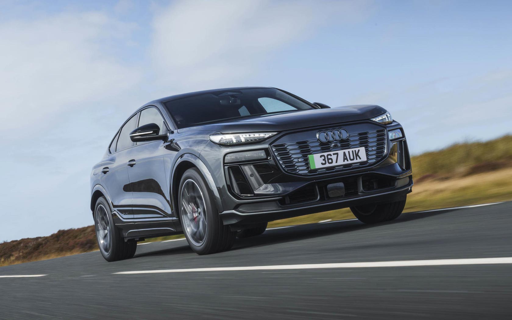  Audi SQ6 Sportback e-tron 