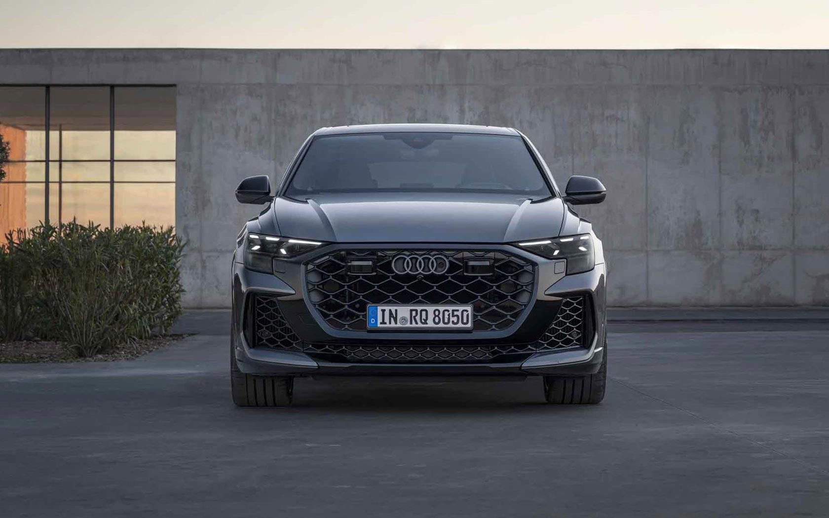  Audi RS Q8 