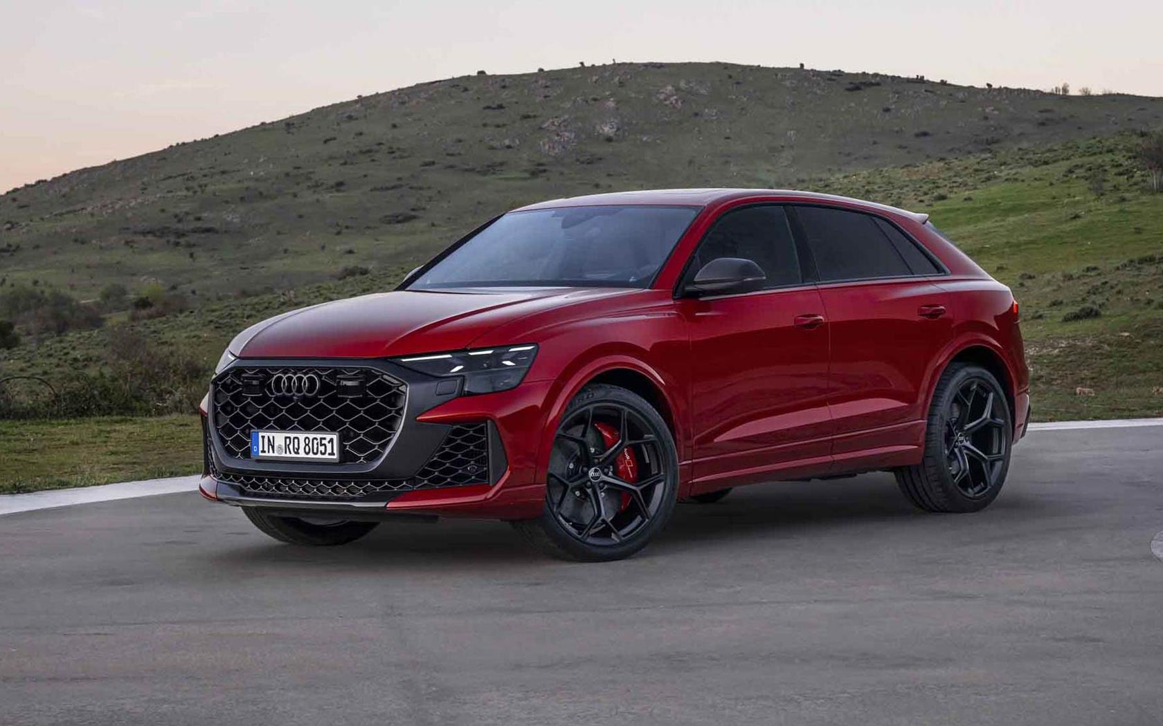  Audi RS Q8 