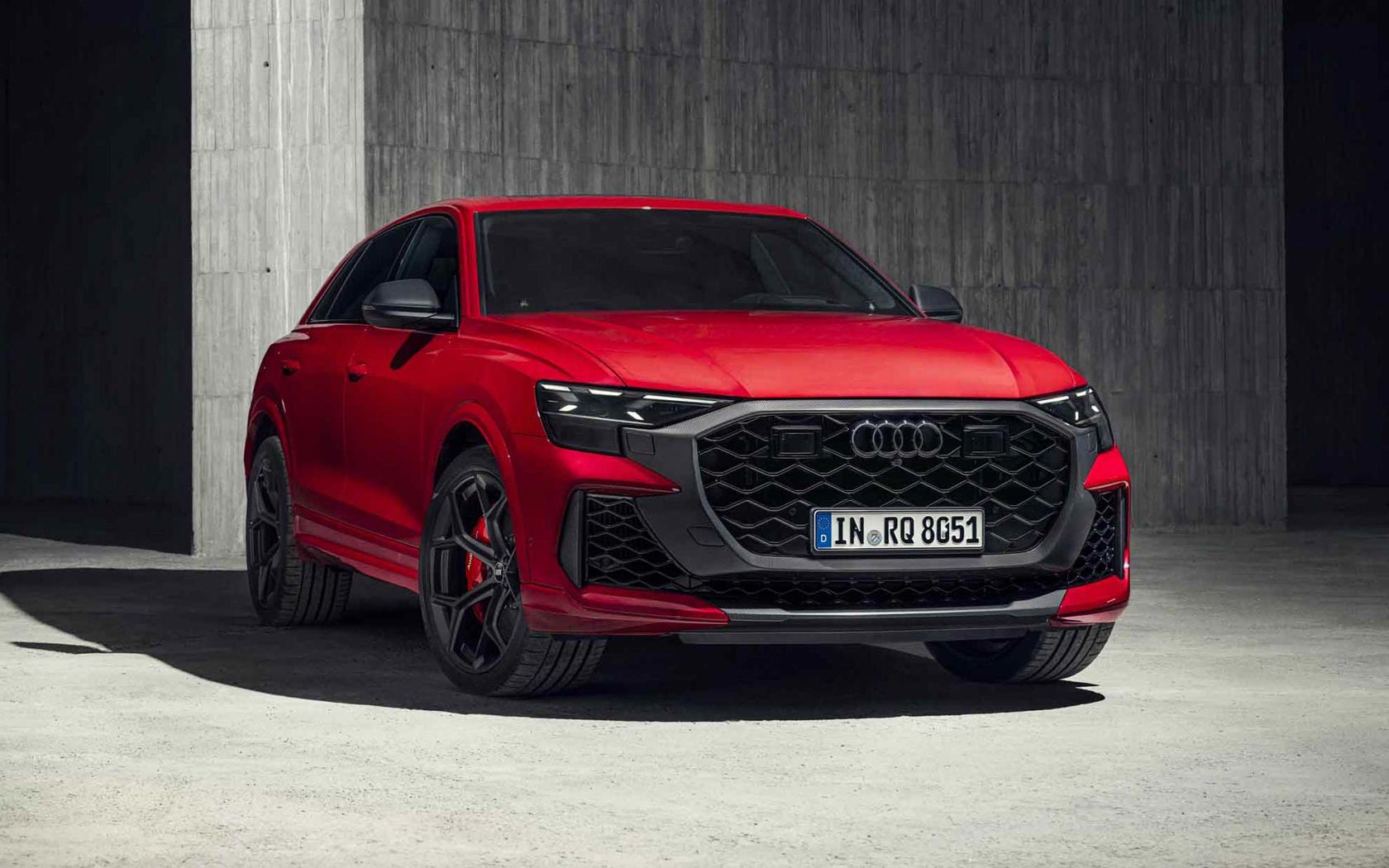  Audi RS Q8 