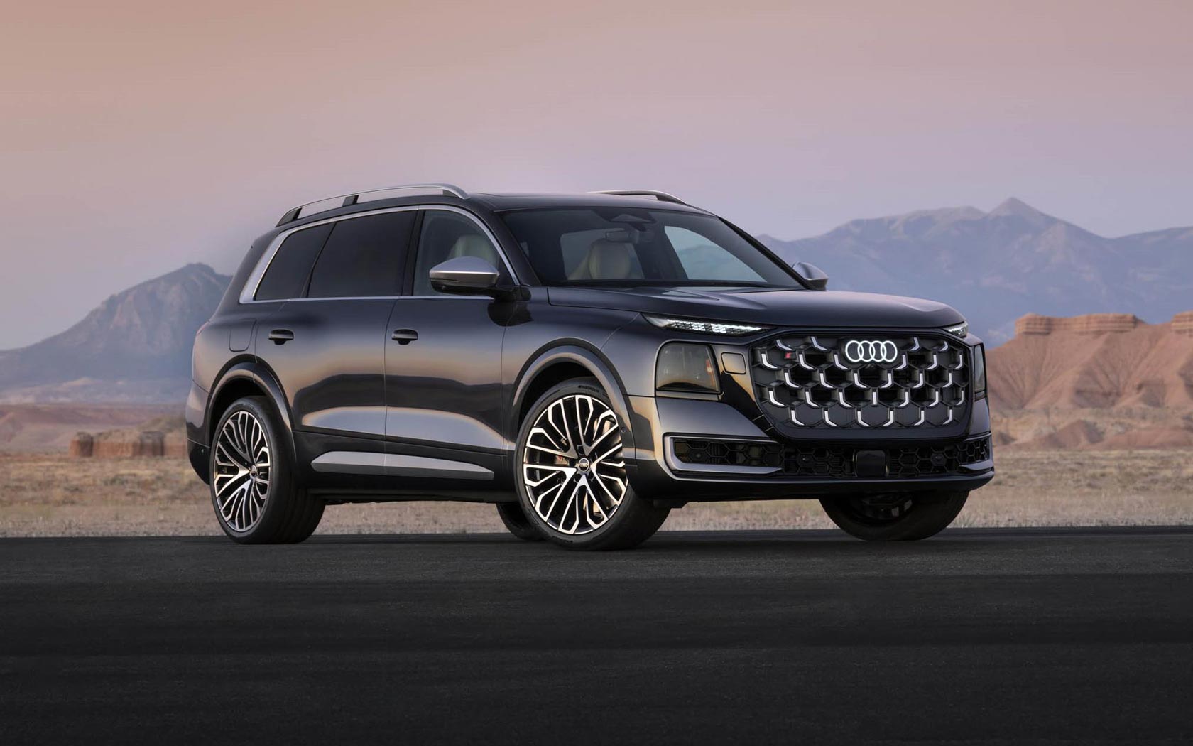 ���� Audi SQ9 