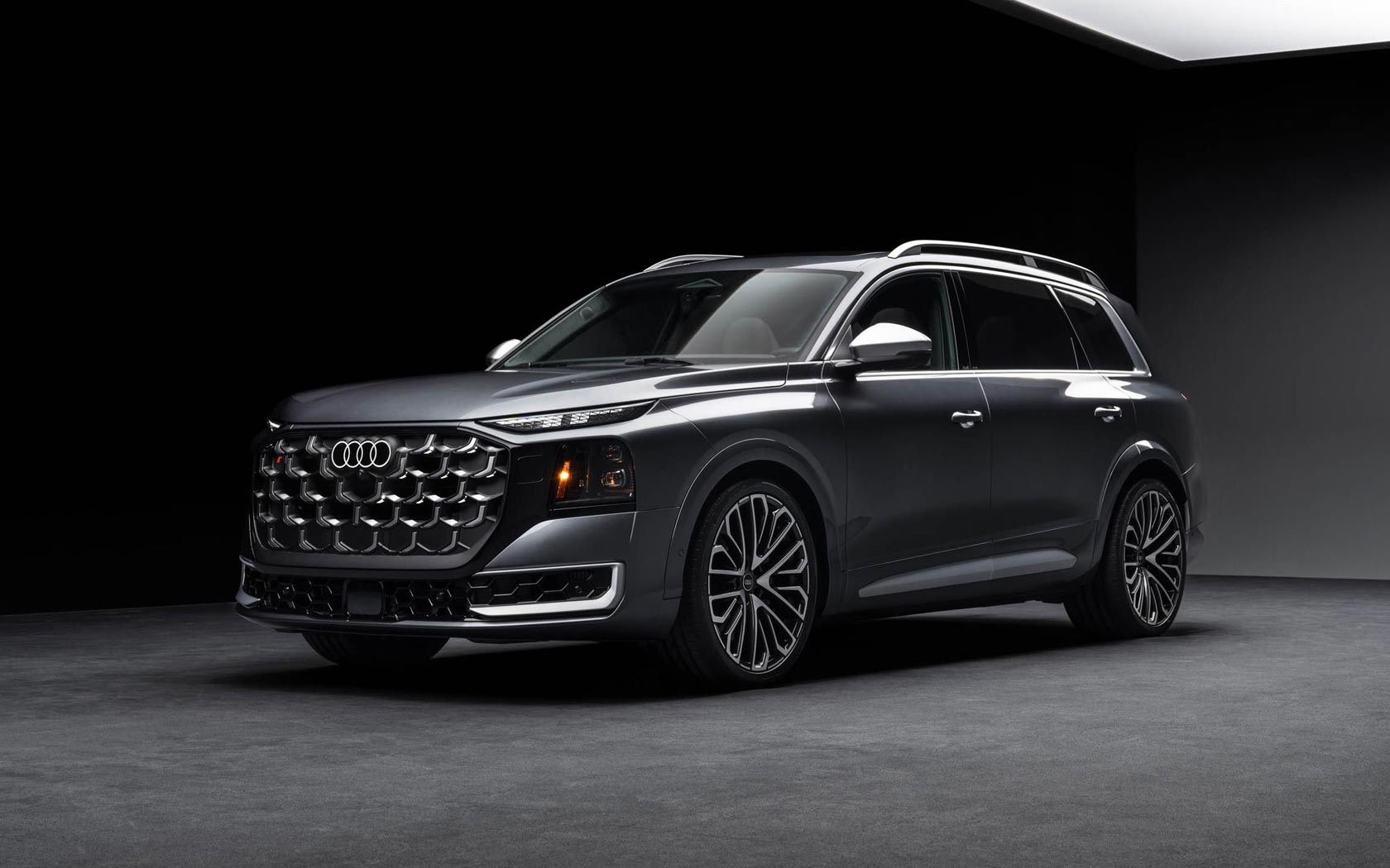 ���� Audi SQ9 