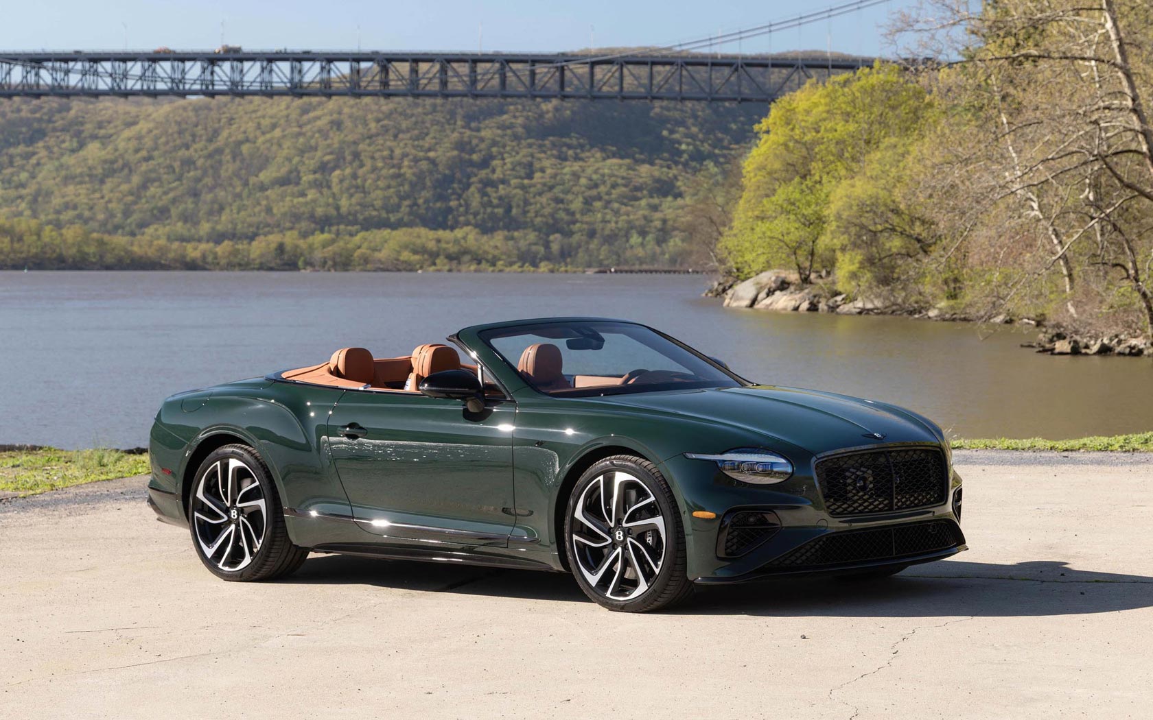 ���� Bentley Continental GTC 