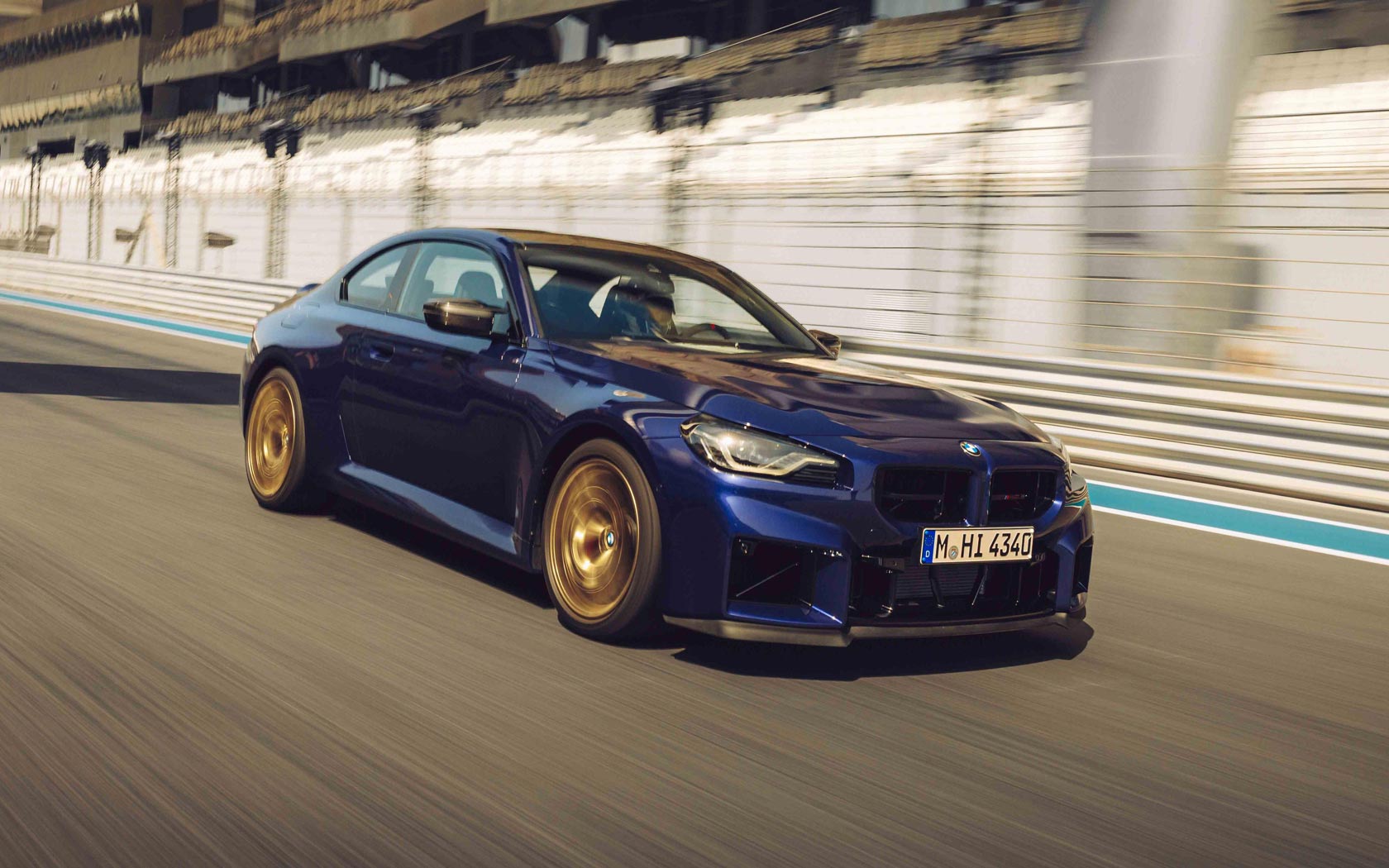  BMW M2 CS 