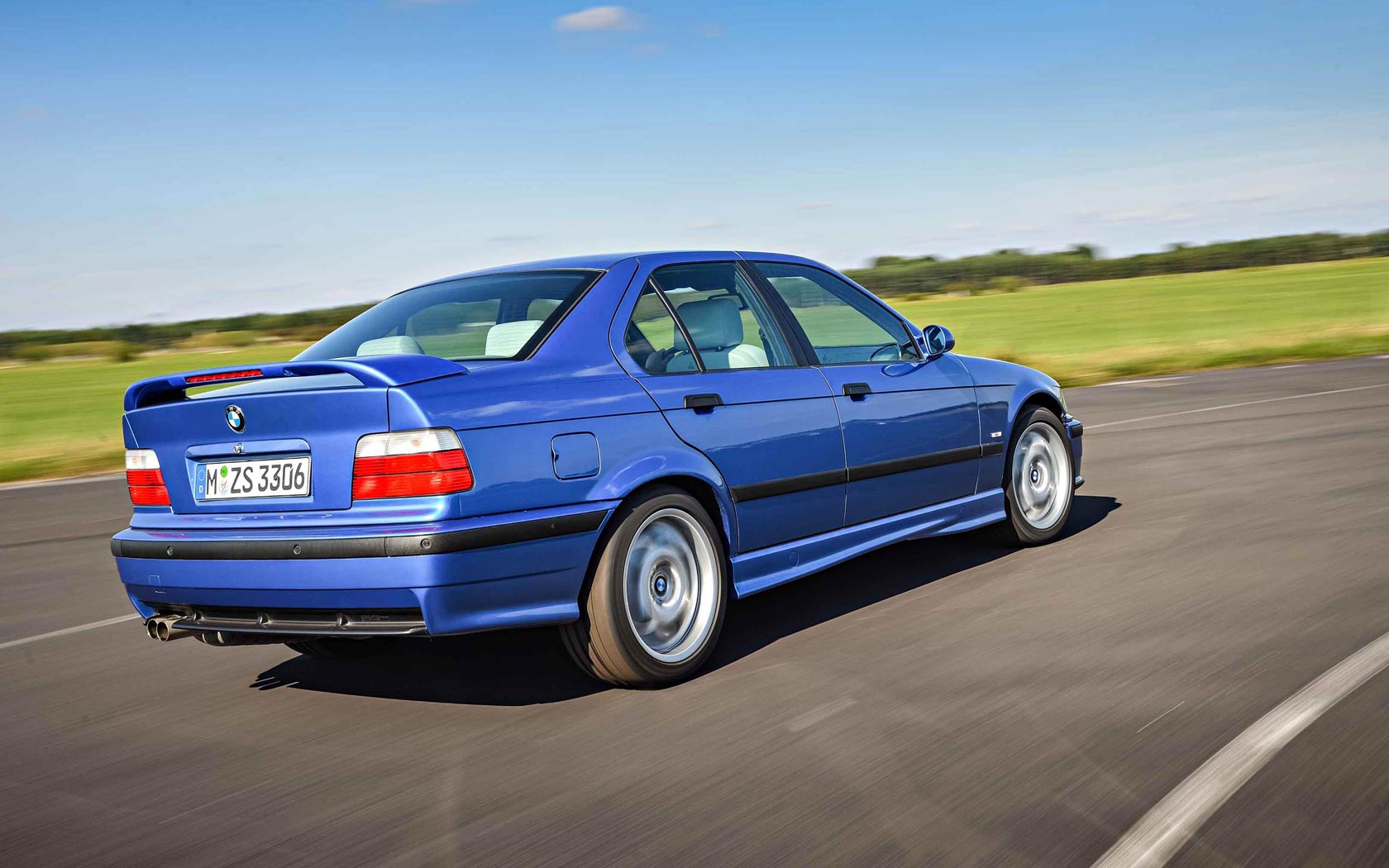  BMW M3 (1992-1999)