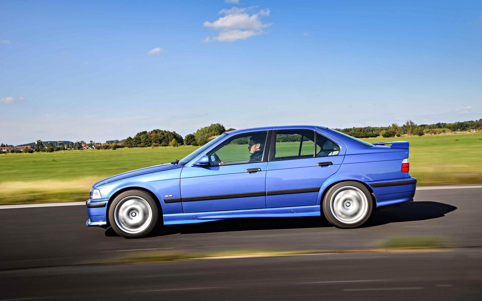  BMW M3 (1992-1999)