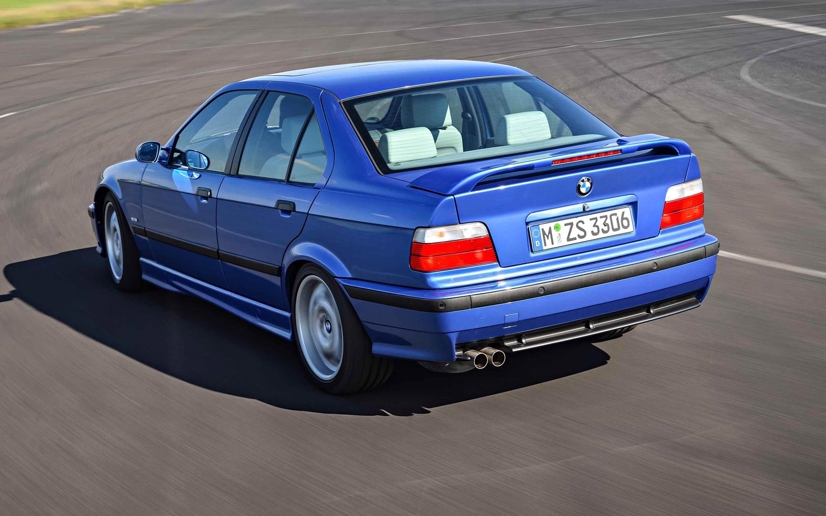  BMW M3 (1992-1999)