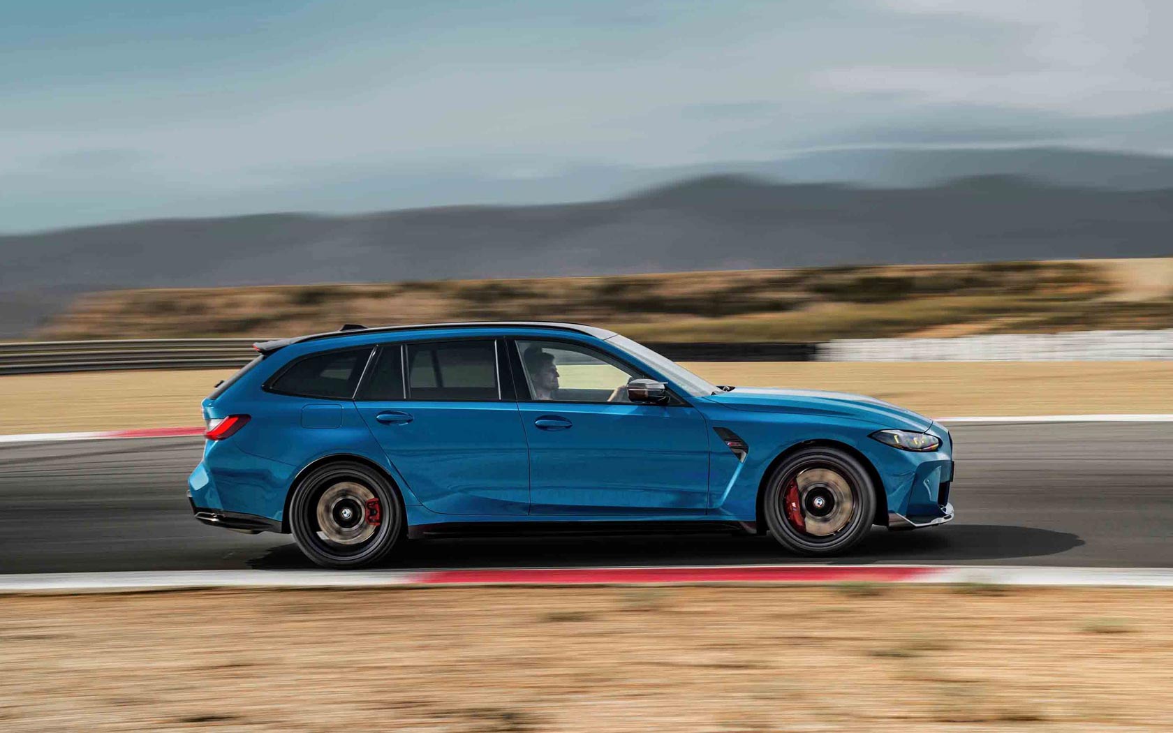  BMW M3 CS Touring 