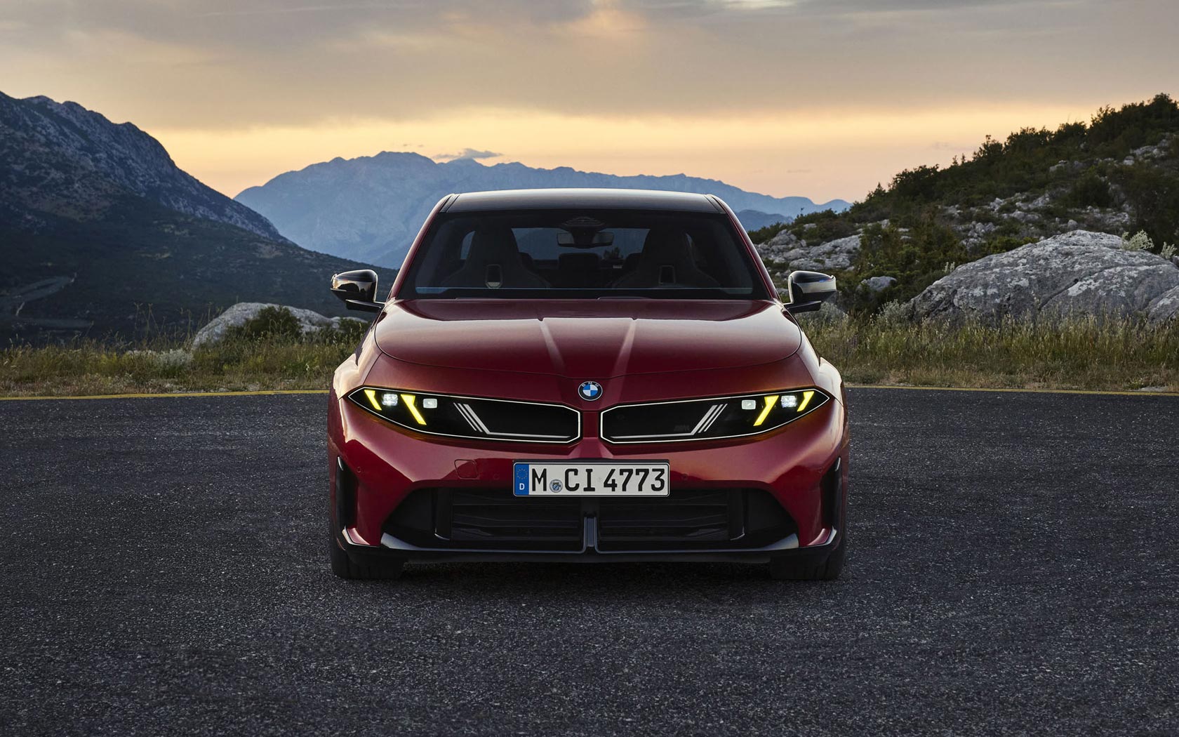 ���� BMW M350 