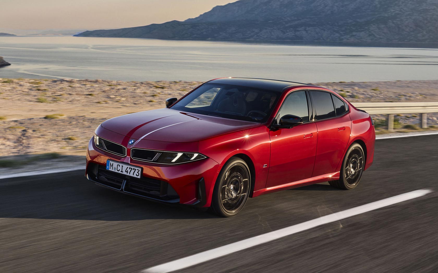 ���� BMW M350 