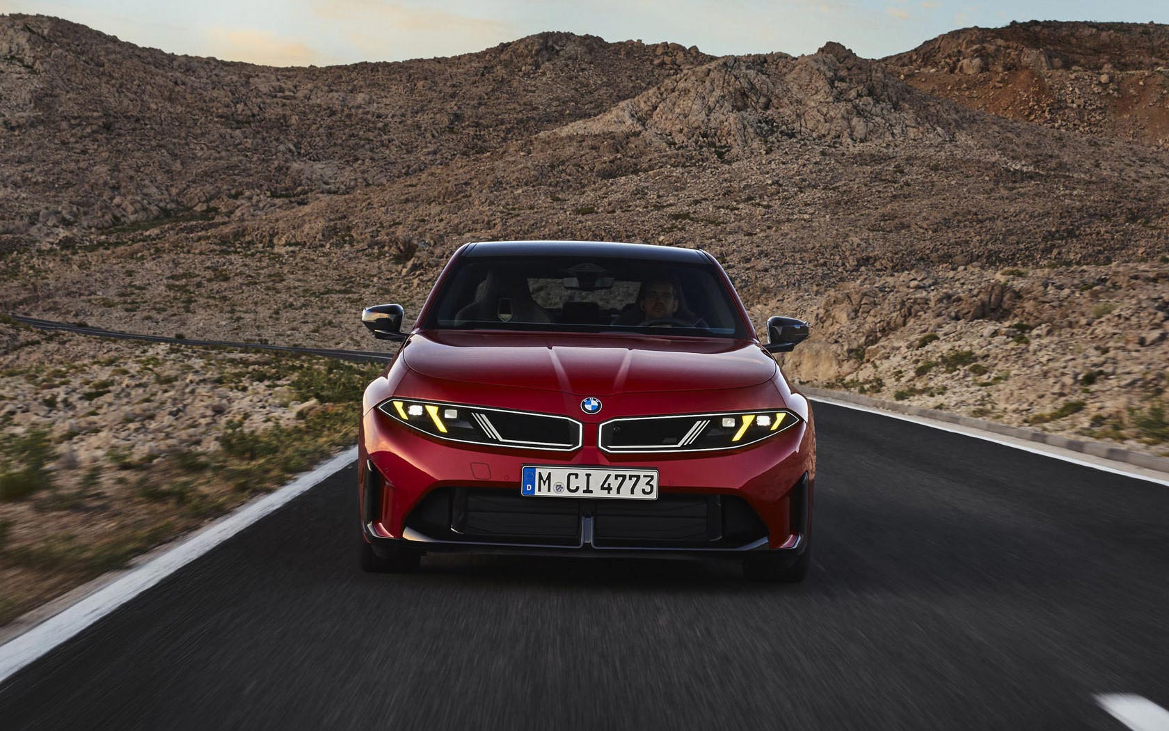 ���� BMW M350 